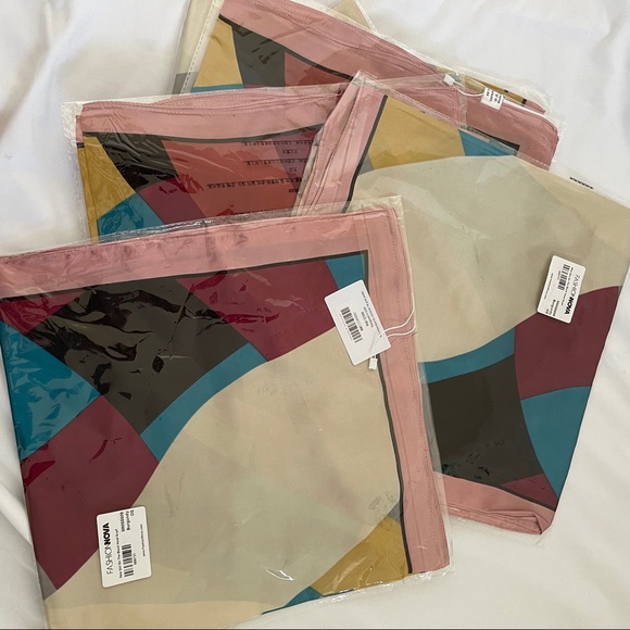 bandana - Picture 2 of 3